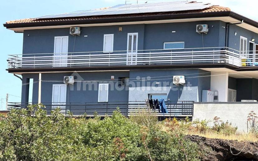 Appartamento via Tiziano 14, Villaggio Del Pino Le Ginestre, Belpasso — foto 25 di 27