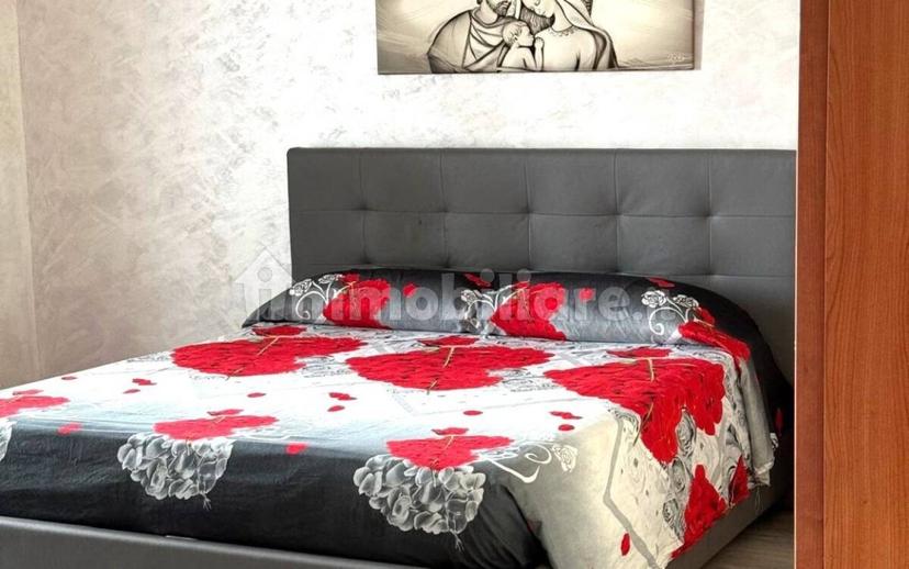 Appartamento via Tiziano 14, Villaggio Del Pino Le Ginestre, Belpasso — foto 10 di 27