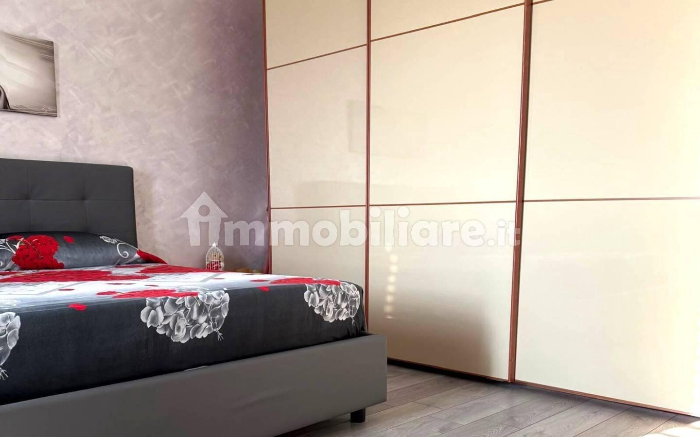Appartamento via Tiziano 14, Villaggio Del Pino Le Ginestre, Belpasso