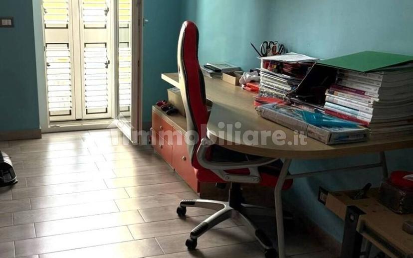 Appartamento via Tiziano 14, Villaggio Del Pino Le Ginestre, Belpasso — foto 16 di 27