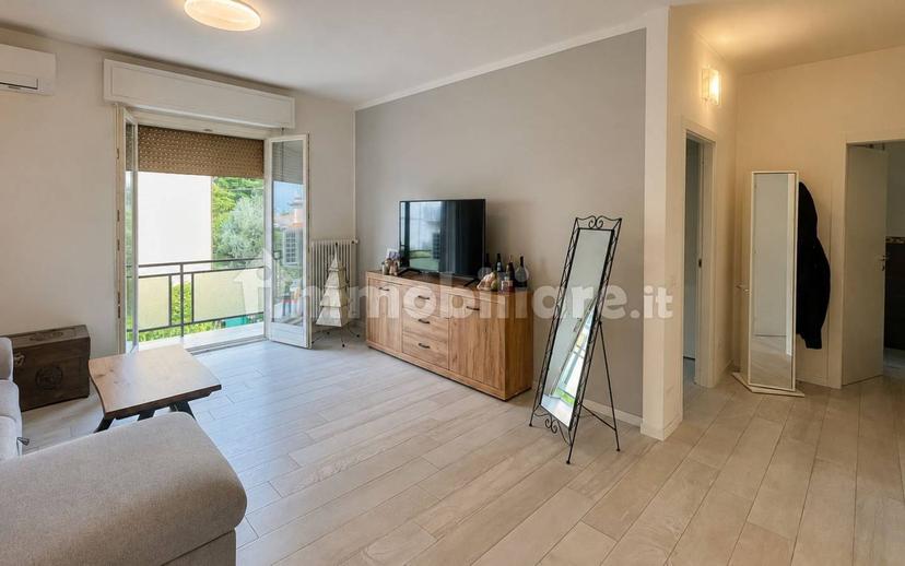 Trilocale via Lattanzio Gambara 20, Desenzano Centro, Desenzano del Garda — foto 3 di 20