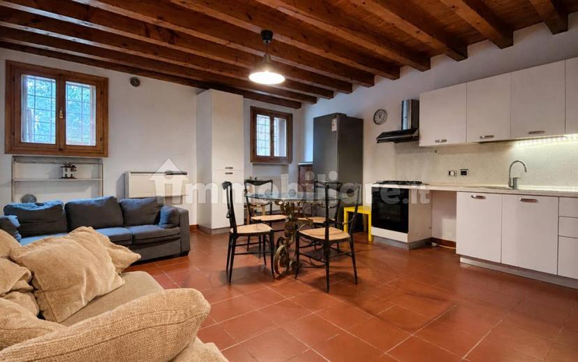 Trilocale Contrà Lodi, 27, Centro Storico, Vicenza — foto 28 di 30