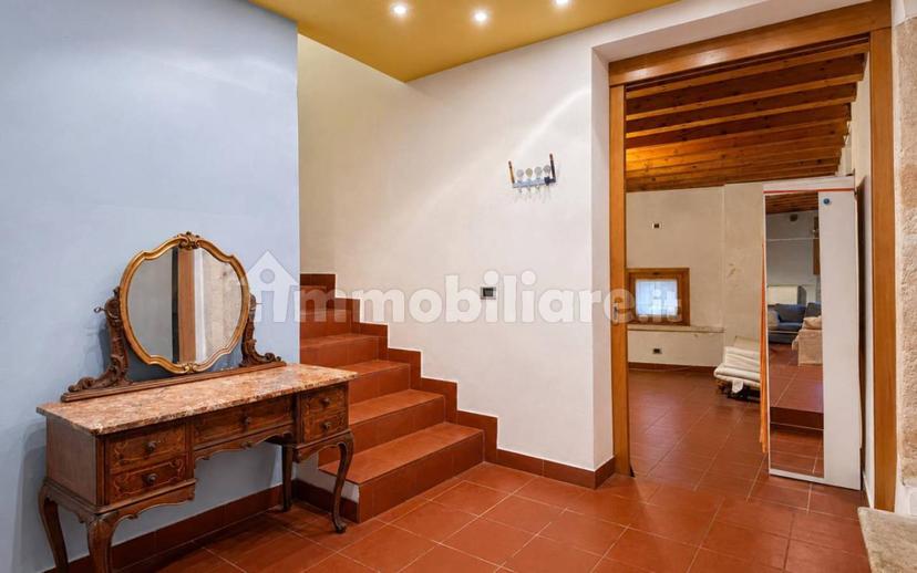 Trilocale Contrà Lodi, 27, Centro Storico, Vicenza — foto 2 di 30