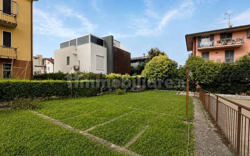 Trilocale via Lattanzio Gambara 20, Desenzano Centro, Desenzano del Garda — foto 14 di 20