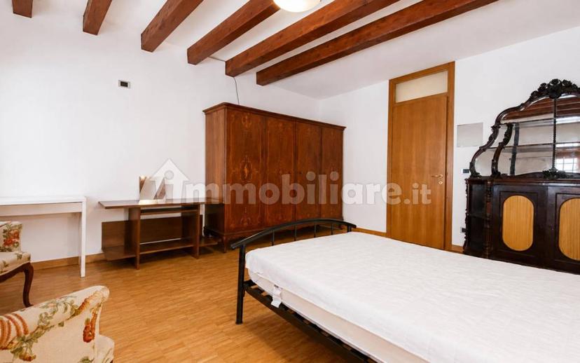 Trilocale Contrà Lodi, 27, Centro Storico, Vicenza — foto 23 di 30