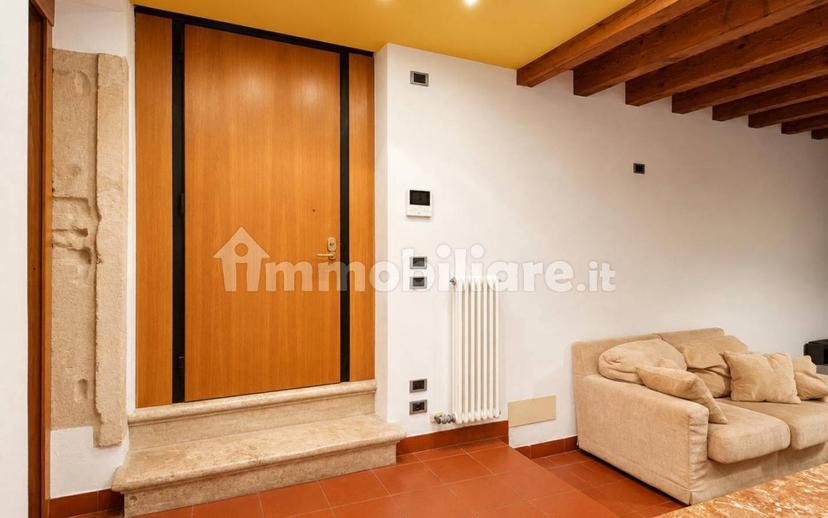 Trilocale Contrà Lodi, 27, Centro Storico, Vicenza — foto 30 di 30