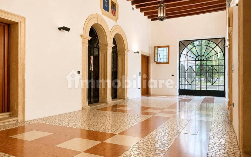 Trilocale Contrà Lodi, 27, Centro Storico, Vicenza — foto 8 di 30