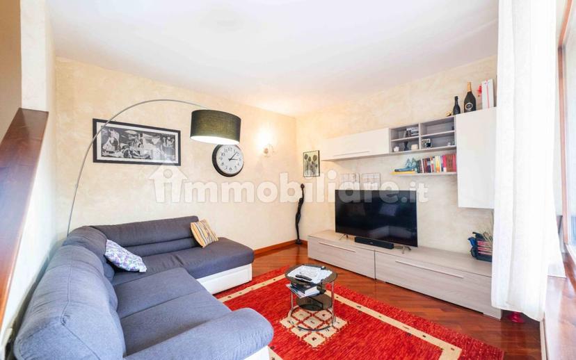 Villa a schiera via degli Albani, Centro, Mozzo — foto 60 di 75
