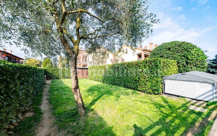 Villa a schiera via degli Albani, Centro, Mozzo — foto 75 di 75