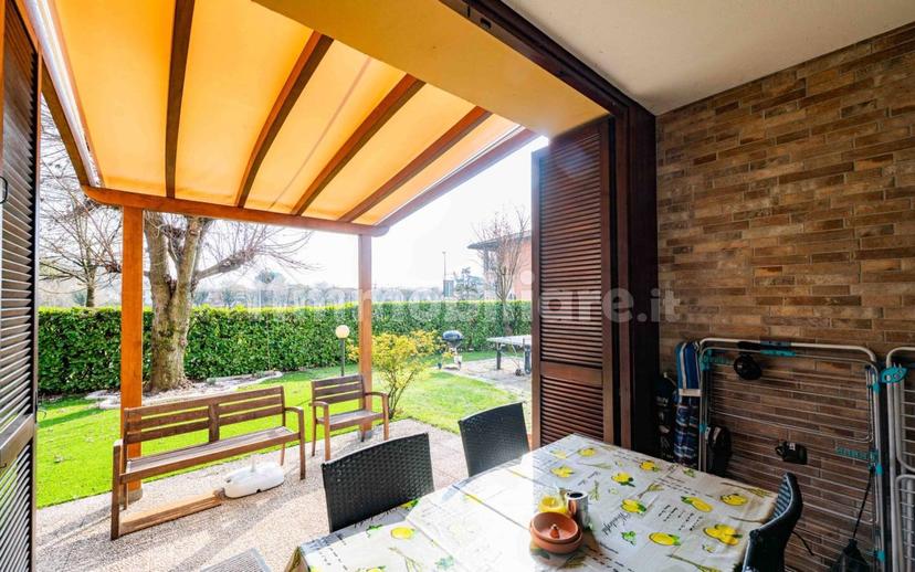 Villa a schiera via degli Albani, Centro, Mozzo — foto 62 di 75