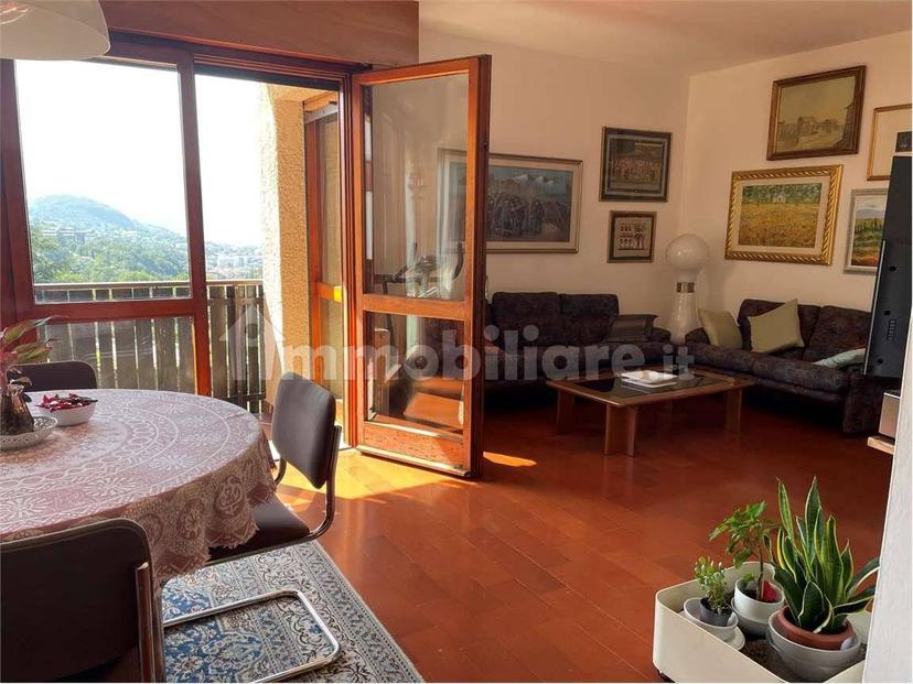 Villa a schiera 5 locali, buono stato, Laste - Cognola, Trento — foto 4 di 15