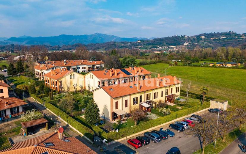 Villa a schiera via degli Albani, Centro, Mozzo — foto 32 di 75