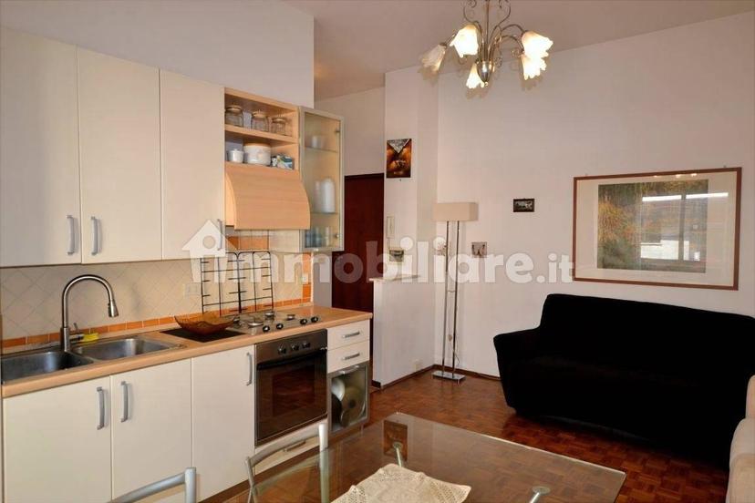 Bilocale via Sabadell 3, Centro Storico, Biella — foto 3 di 14