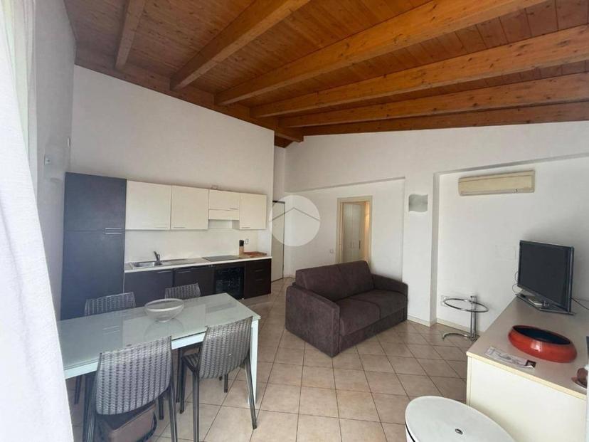 Bilocale via Giovanni Pascoli 18, Montinelle, Manerba del Garda — foto 9 di 21