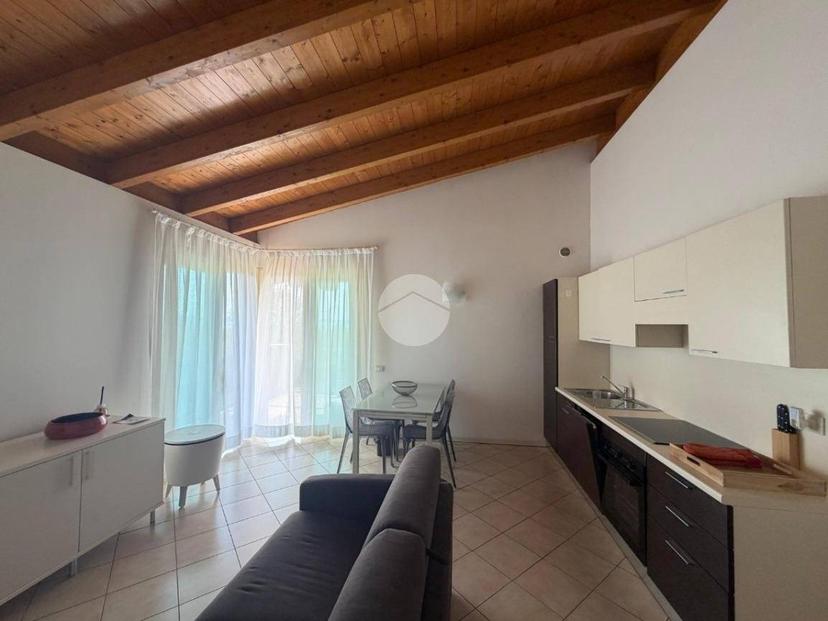 Bilocale via Giovanni Pascoli 18, Montinelle, Manerba del Garda — foto 6 di 21
