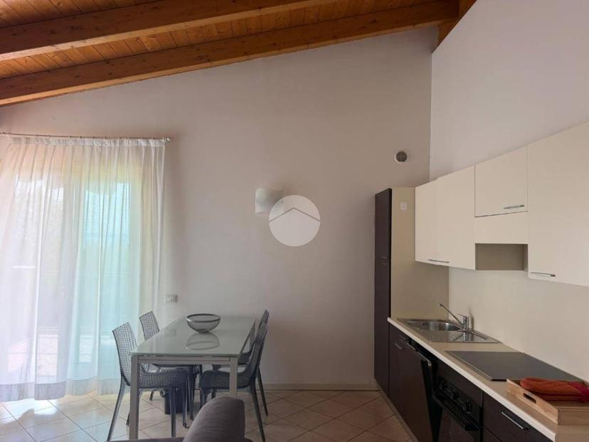 Bilocale via Giovanni Pascoli 18, Montinelle, Manerba del Garda — foto 7 di 21