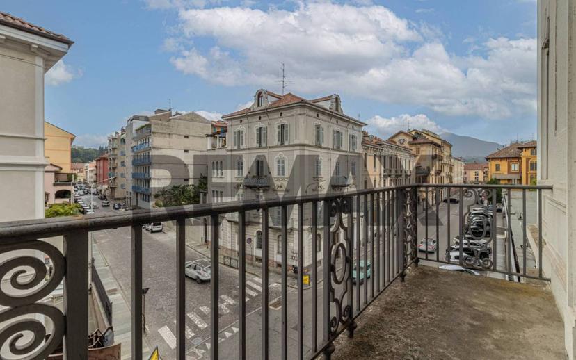 Appartamento via Della Repubblica 56, Centro Storico, Biella — foto 12 di 45