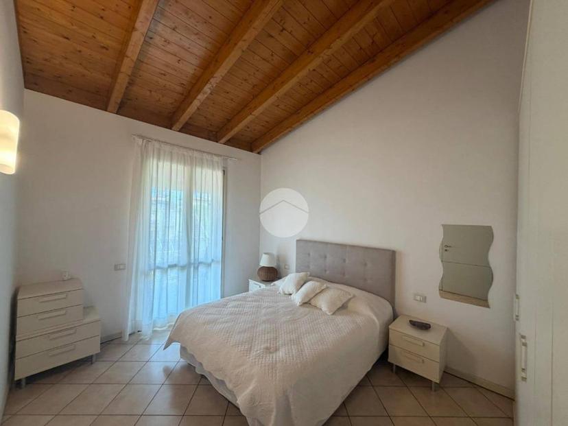 Bilocale via Giovanni Pascoli 18, Montinelle, Manerba del Garda — foto 14 di 21