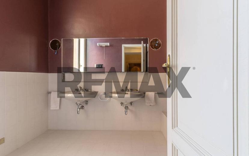 Appartamento via Della Repubblica 56, Centro Storico, Biella — foto 38 di 45