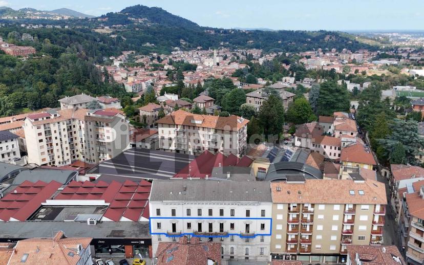 Appartamento via Della Repubblica 56, Centro Storico, Biella — foto 7 di 45