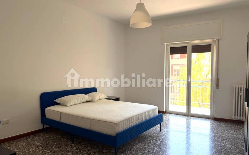 Stanza singola viale Quinto Orazio Flacco, Bari — foto 3 di 9