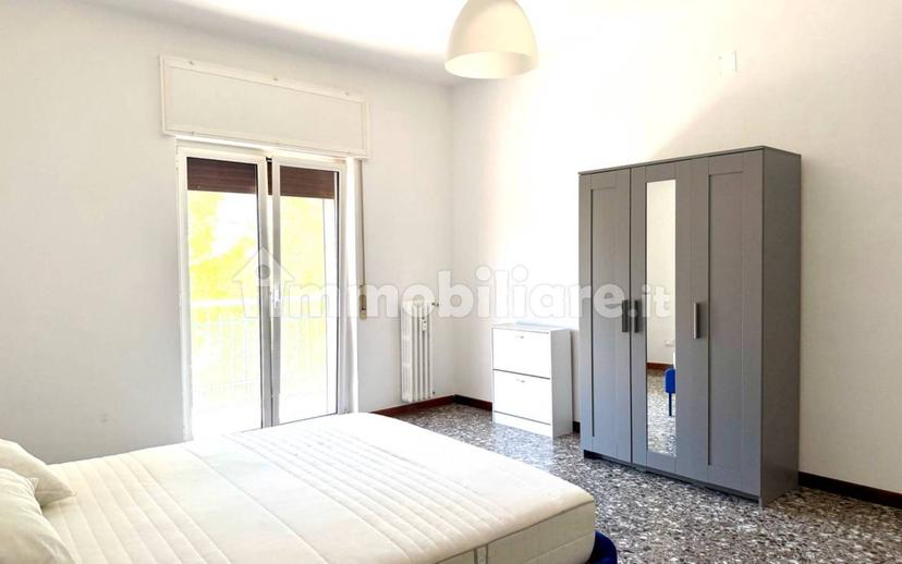 Stanza singola viale Quinto Orazio Flacco, Bari — foto 5 di 9