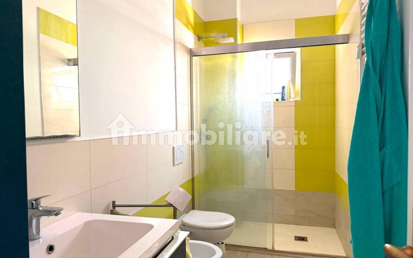 Stanza singola viale Quinto Orazio Flacco, Bari — foto 8 di 9
