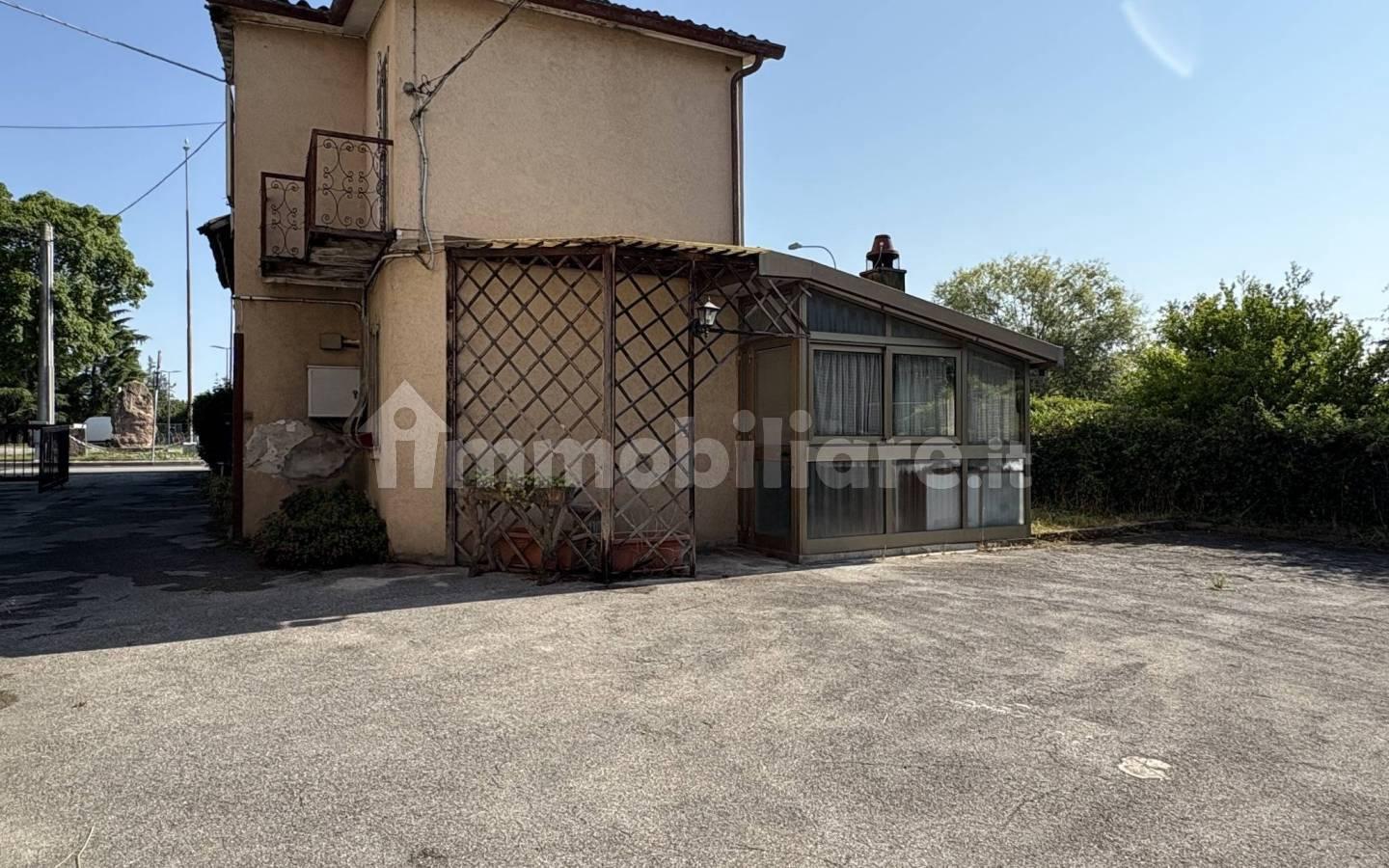 Villa bifamiliare via A. Giacinto Longhin 6, Centro, Roncade