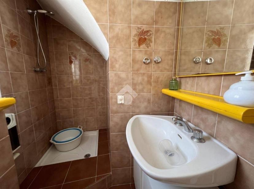 Rustico via Monsignor Vincenzo Bracco 20, Piani, Torrazza, Imperia — foto 11 di 29