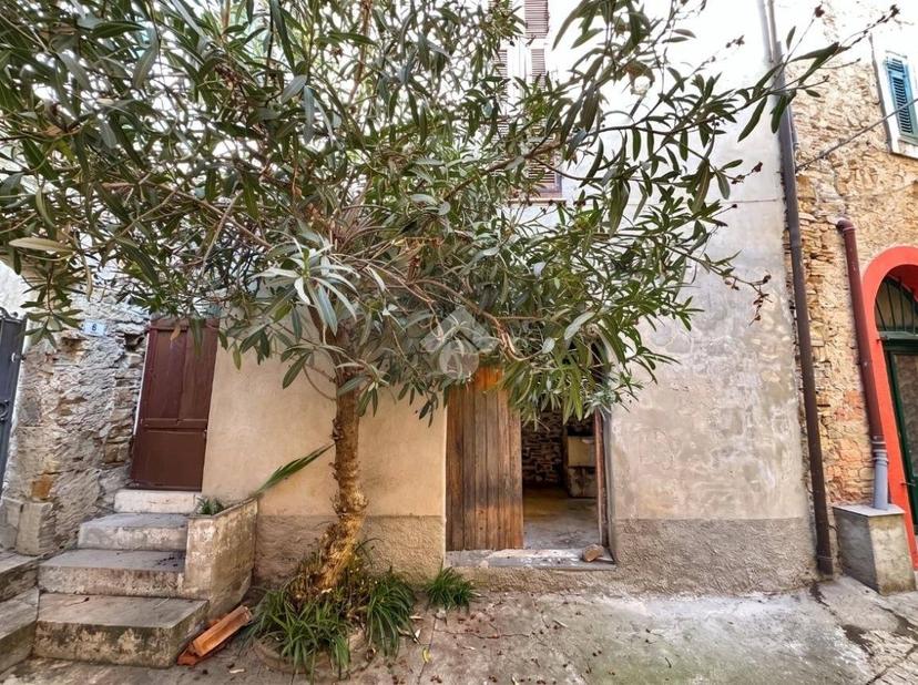 Rustico via Monsignor Vincenzo Bracco 20, Piani, Torrazza, Imperia — foto 8 di 29