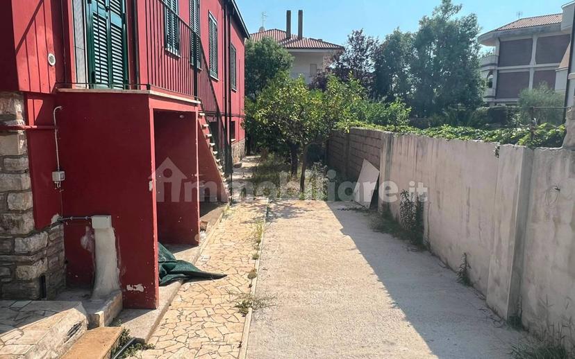 Villa bifamiliare via Antonio Gramsci 21, Centro, Fondi — foto 22 di 22