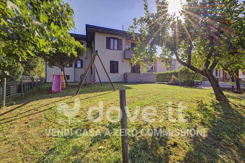 Trilocale via Zoni 47, Centro, Lavena Ponte Tresa — foto 8 di 39