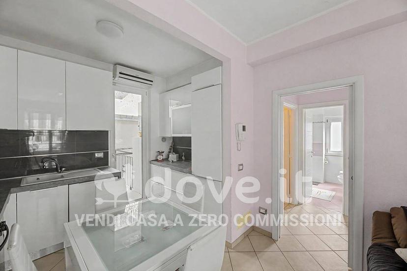 Trilocale via Zoni 47, Centro, Lavena Ponte Tresa — foto 38 di 39