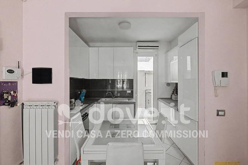Trilocale via Zoni 47, Centro, Lavena Ponte Tresa — foto 28 di 39