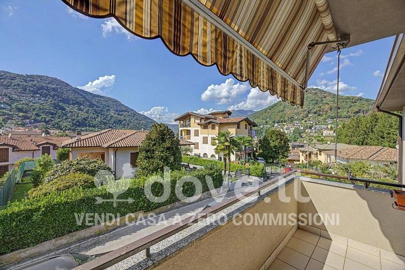 Trilocale via Zoni 47, Centro, Lavena Ponte Tresa — foto 15 di 39