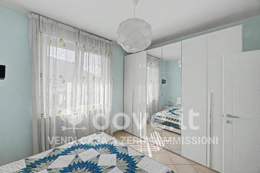 Trilocale via Zoni 47, Centro, Lavena Ponte Tresa — foto 4 di 39
