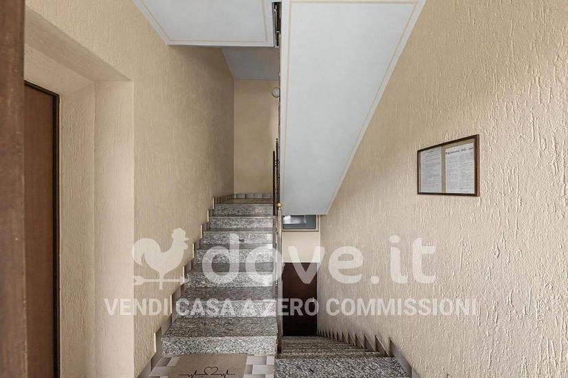 Trilocale via Zoni 47, Centro, Lavena Ponte Tresa — foto 18 di 39