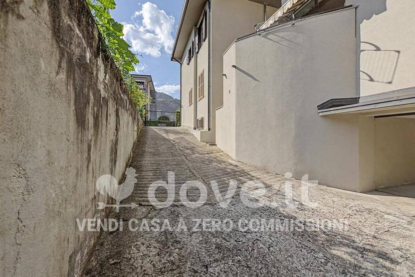 Trilocale via Zoni 47, Centro, Lavena Ponte Tresa — foto 31 di 39