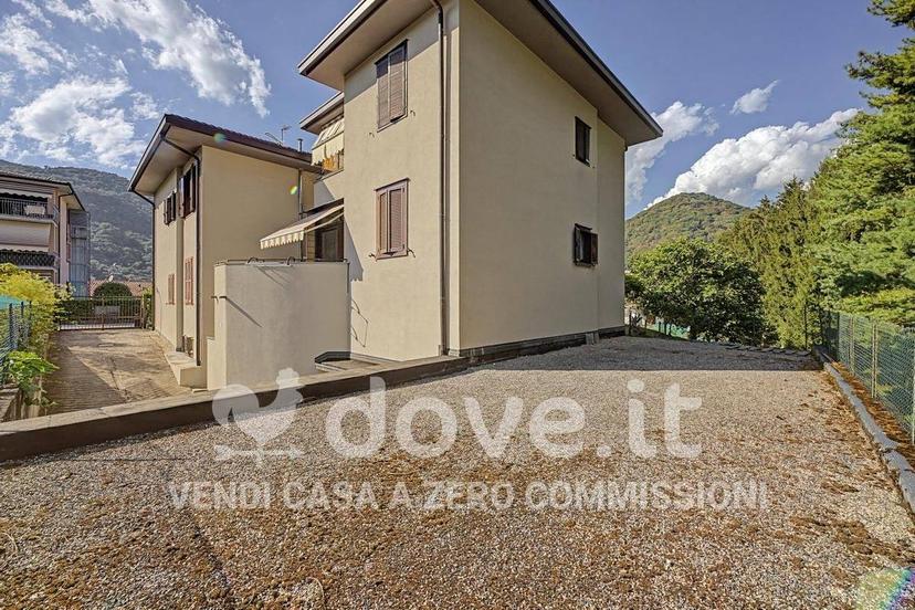 Trilocale via Zoni 47, Centro, Lavena Ponte Tresa — foto 17 di 39