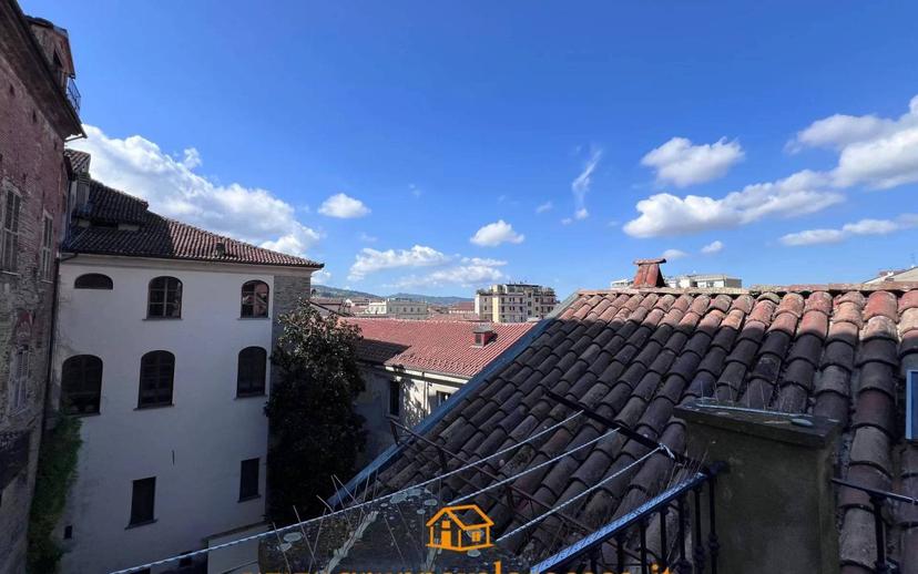 Appartamento buono stato, terzo piano, Centro, Acqui Terme — foto 27 di 30