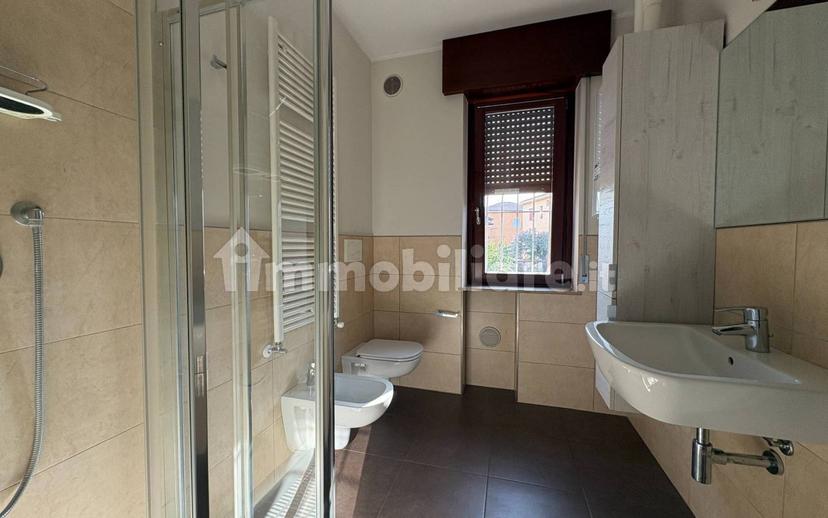 Bilocale ottimo stato, piano rialzato, Centro, San Giovanni Lupatoto — foto 2 di 8