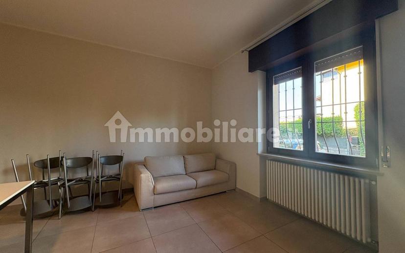 Bilocale ottimo stato, piano rialzato, Centro, San Giovanni Lupatoto — foto 5 di 8