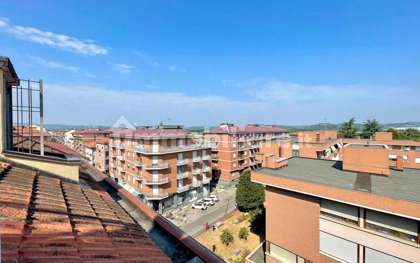 Bilocale corso Piave, 31, Borgo Piave, Corso Europa, Zona Ferrero, Alba — foto 2 di 13