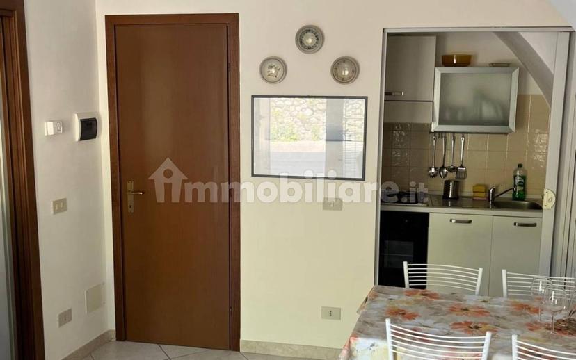 Bilocale via Umberto I 65, Centro, Salò — foto 5 di 6
