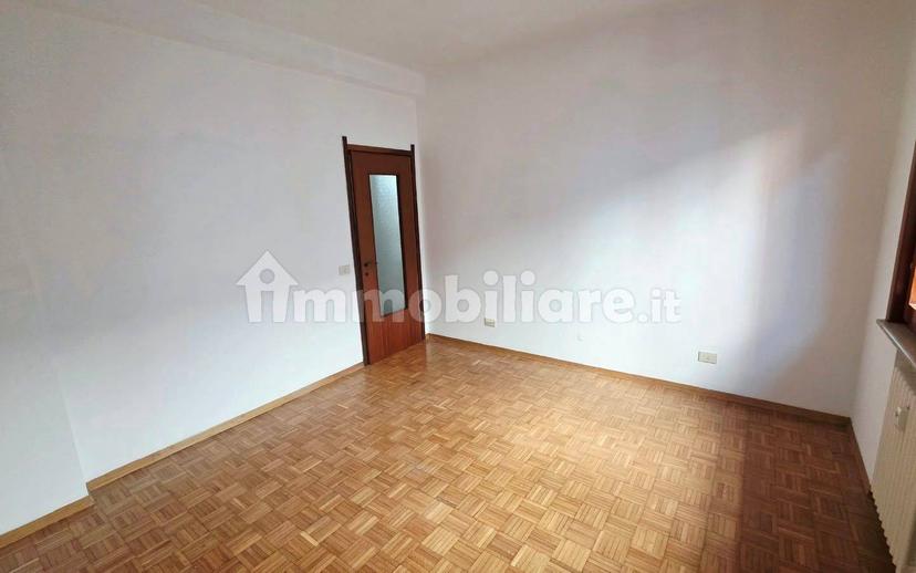 Trilocale via Agostino Berenini 6, Centro, Fidenza — foto 9 di 23