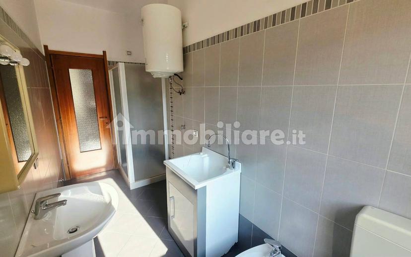Trilocale via Agostino Berenini 6, Centro, Fidenza — foto 3 di 23