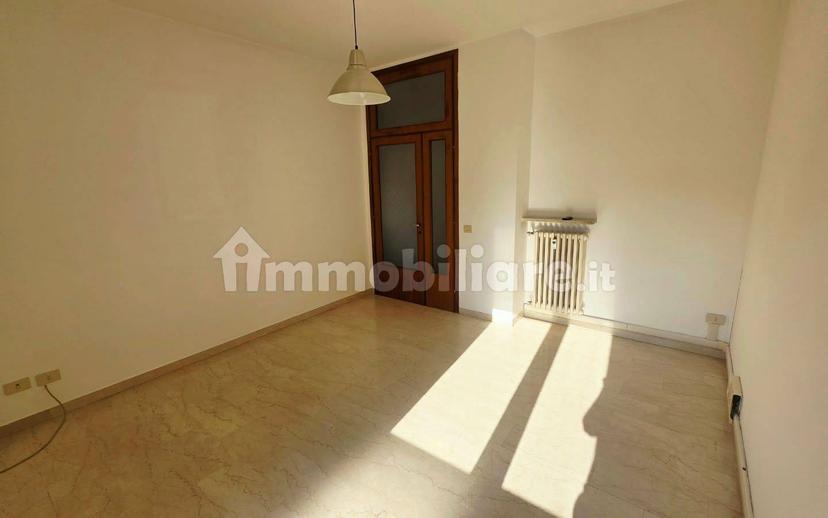 Trilocale via Agostino Berenini 6, Centro, Fidenza — foto 2 di 23