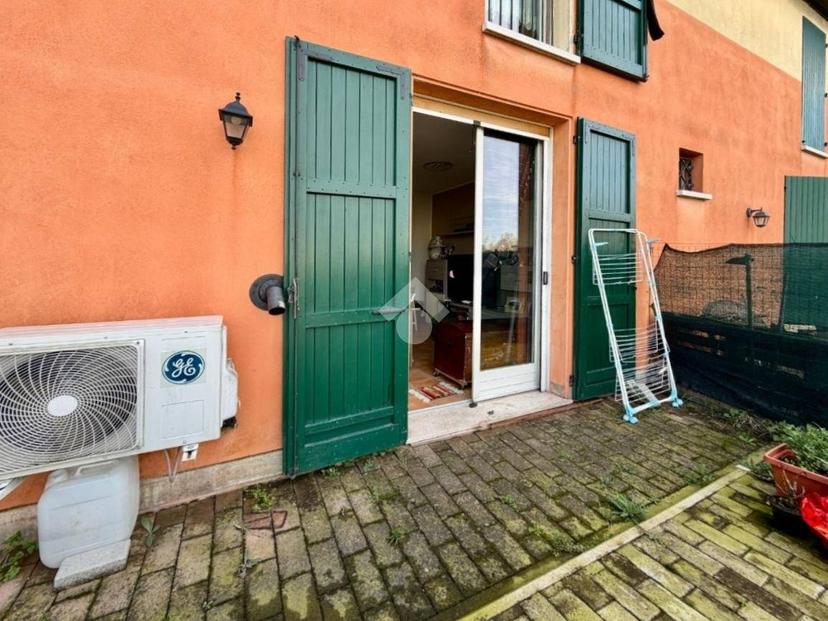 Villa a schiera via fienilnuovo, Centro, Luzzara — foto 4 di 23