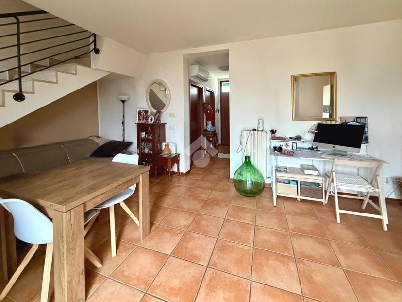 Villa a schiera via fienilnuovo, Centro, Luzzara — foto 2 di 23