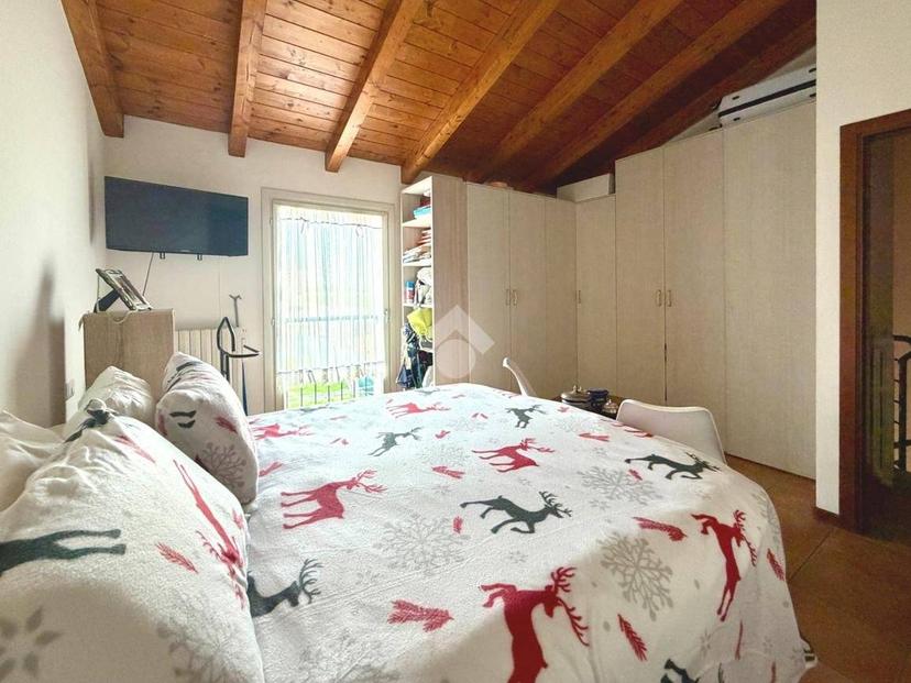 Villa a schiera via fienilnuovo, Centro, Luzzara — foto 3 di 23